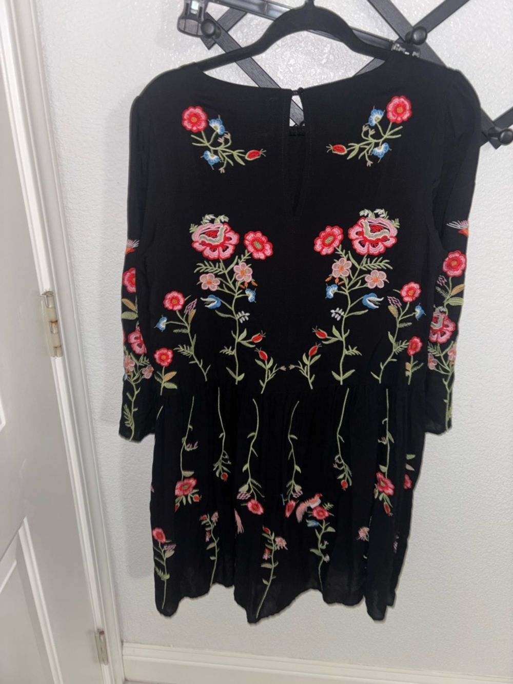 Anthropologie Maeve Allison Embroidered Bird Floral Mini Dress Black Small - Picture 6 of 7